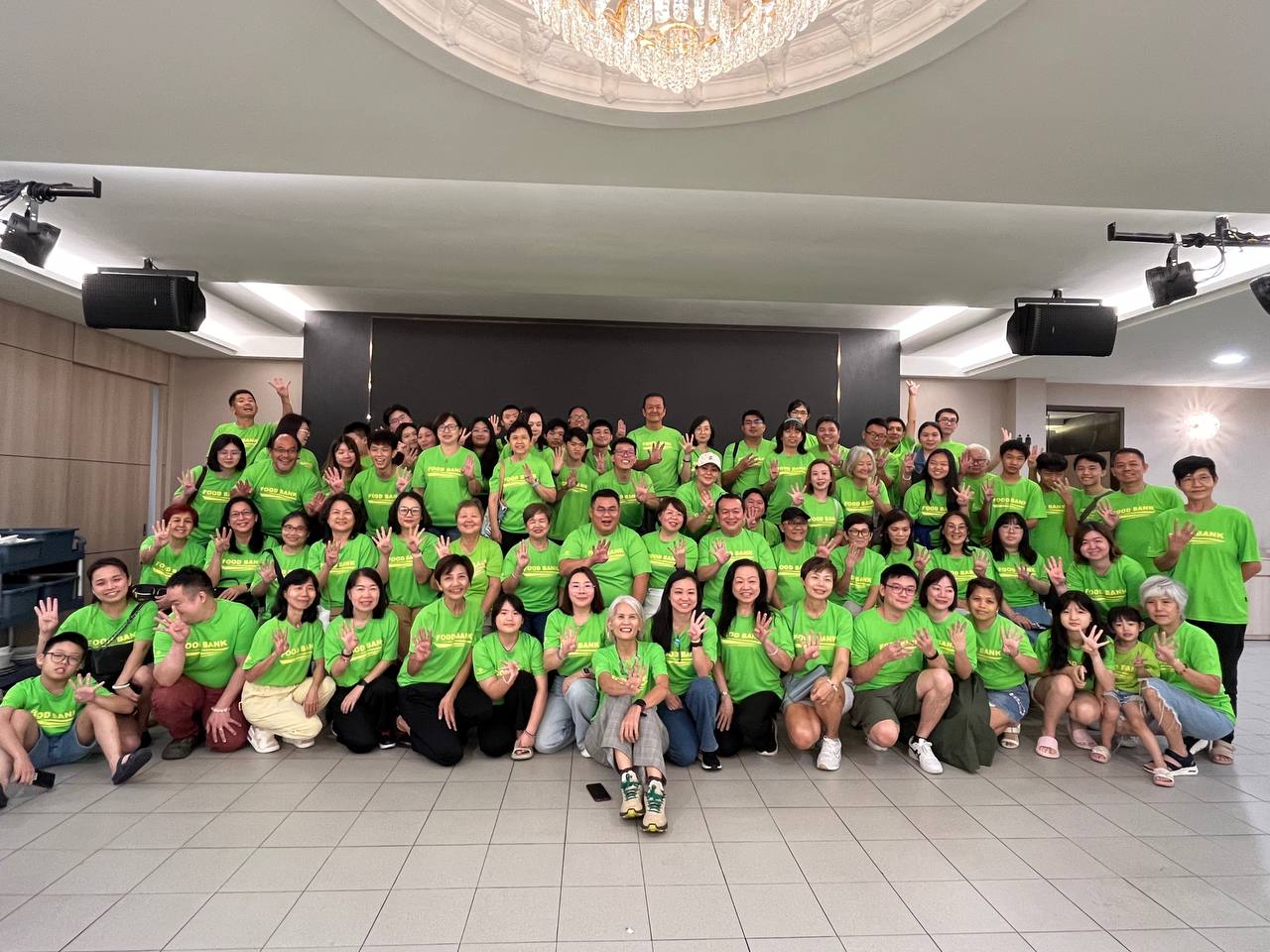 About 448 – 448 Food Bank